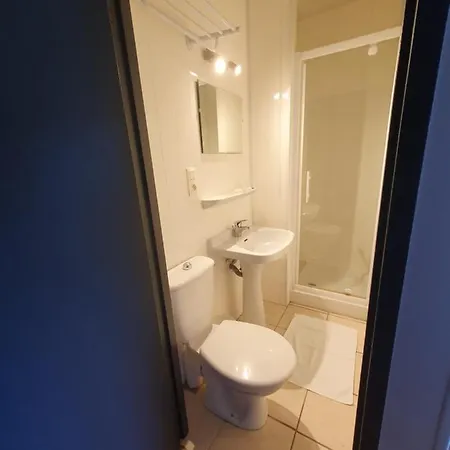 Privee Du Majestic Guest house *